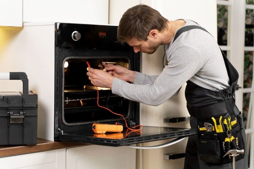 Troubleshooting an Oven That Burns Food on One Side